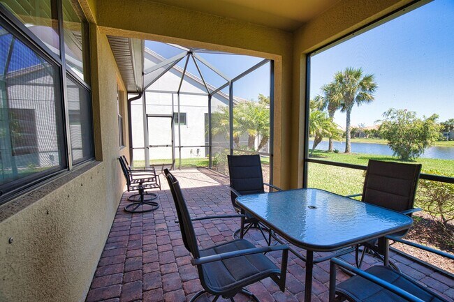 Building Photo - Annual Unfurnished 2 Bedroom 2 Bathroom Ho...