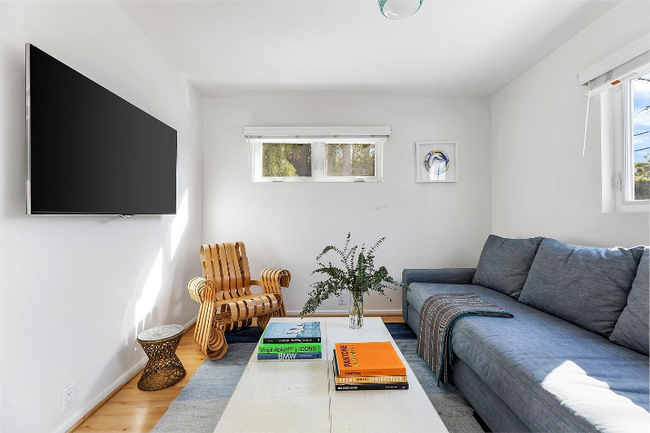 Building Photo - 1510 Linden Ave