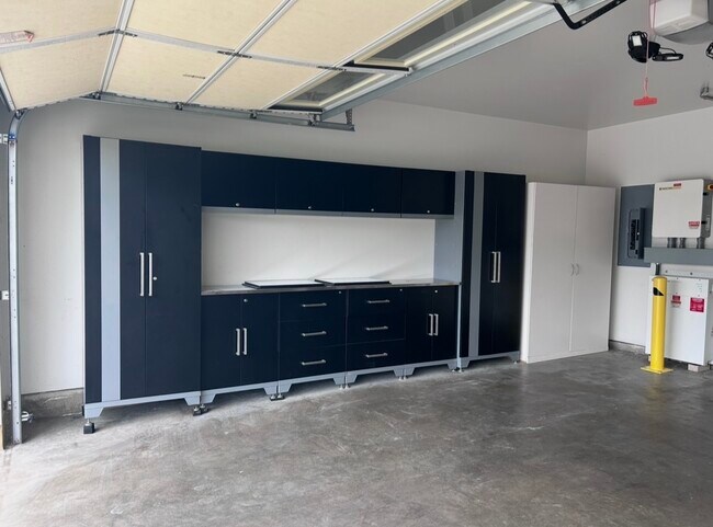 Building Photo - 91-1350 Kilipue St