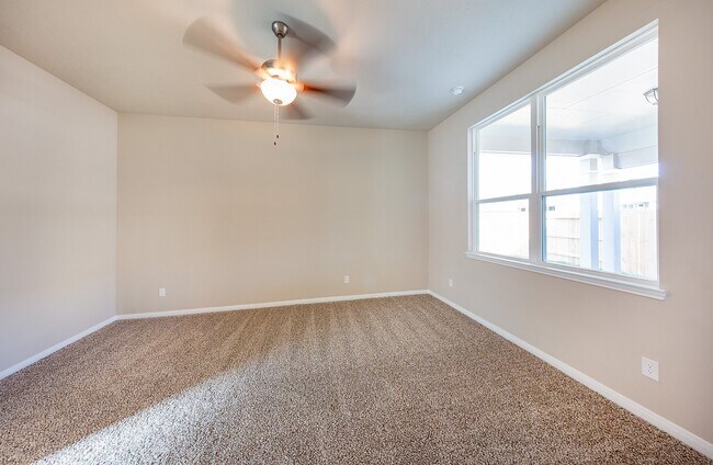 Building Photo - 3317 Rolling View Ct