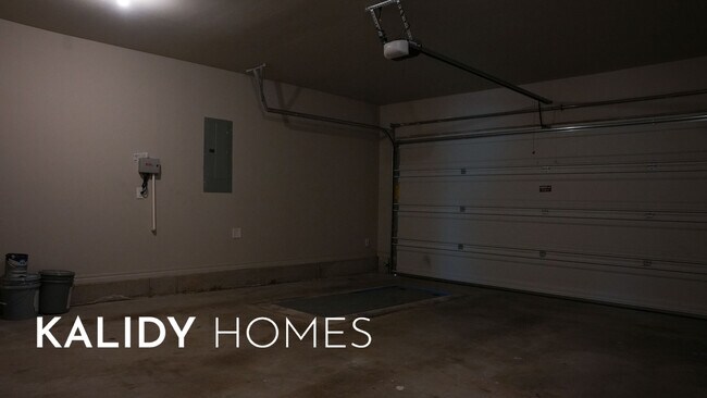 Building Photo - 12200 Ava Grace Ln