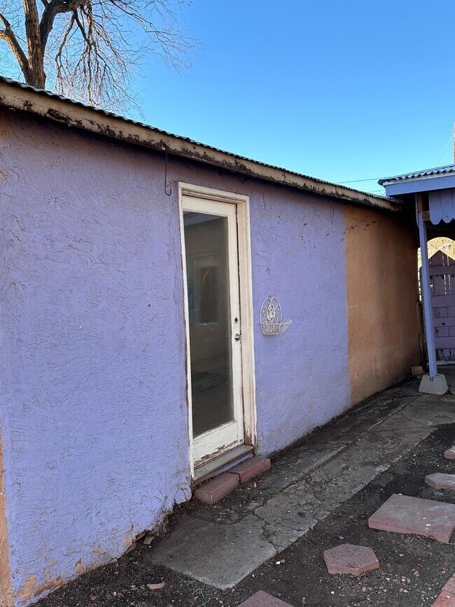 Building Photo - 2202 Rosendo Garcia Rd SW