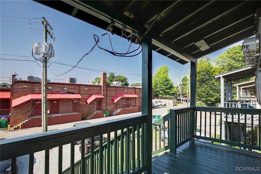 Building Photo - 3139 Ellwood Ave