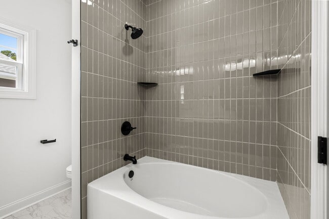 Building Photo - 113 ARBOR RIDGE CIR