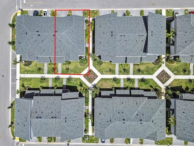 Building Photo - 16404 Mirabell Mnr Ln