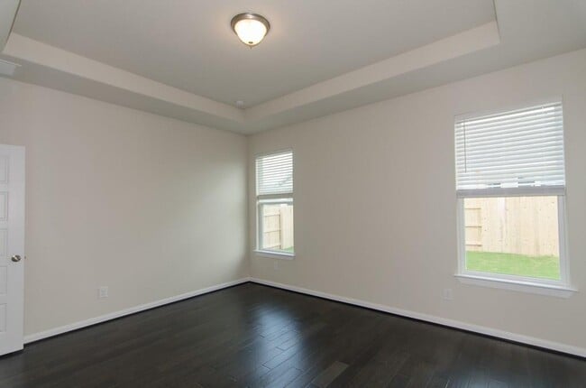 Building Photo - 6056 Urbano Bnd