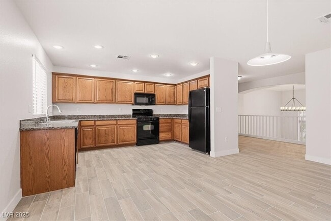 Building Photo - 2755 Fountain Ridge Ln