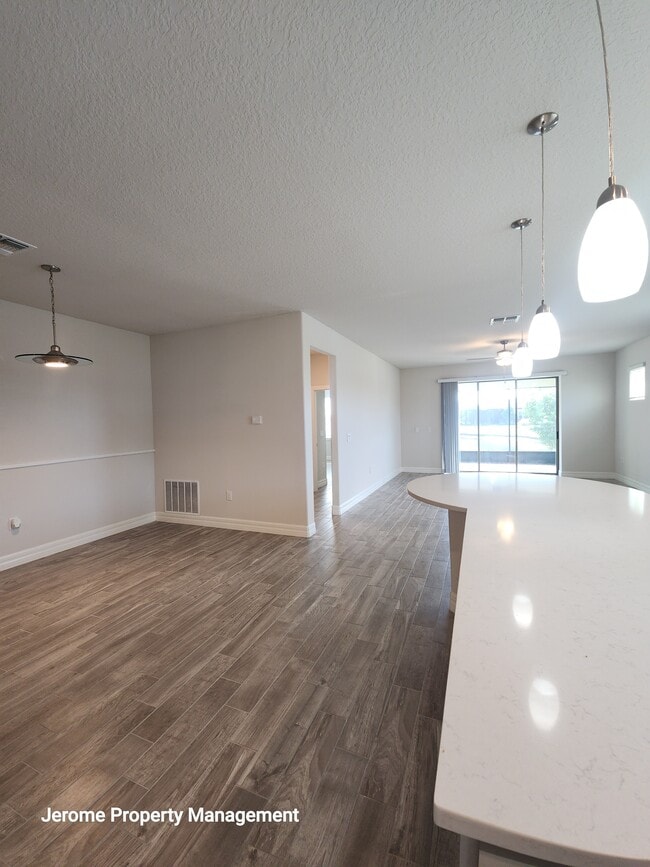 Building Photo - 18743 Coastal Shr Ter