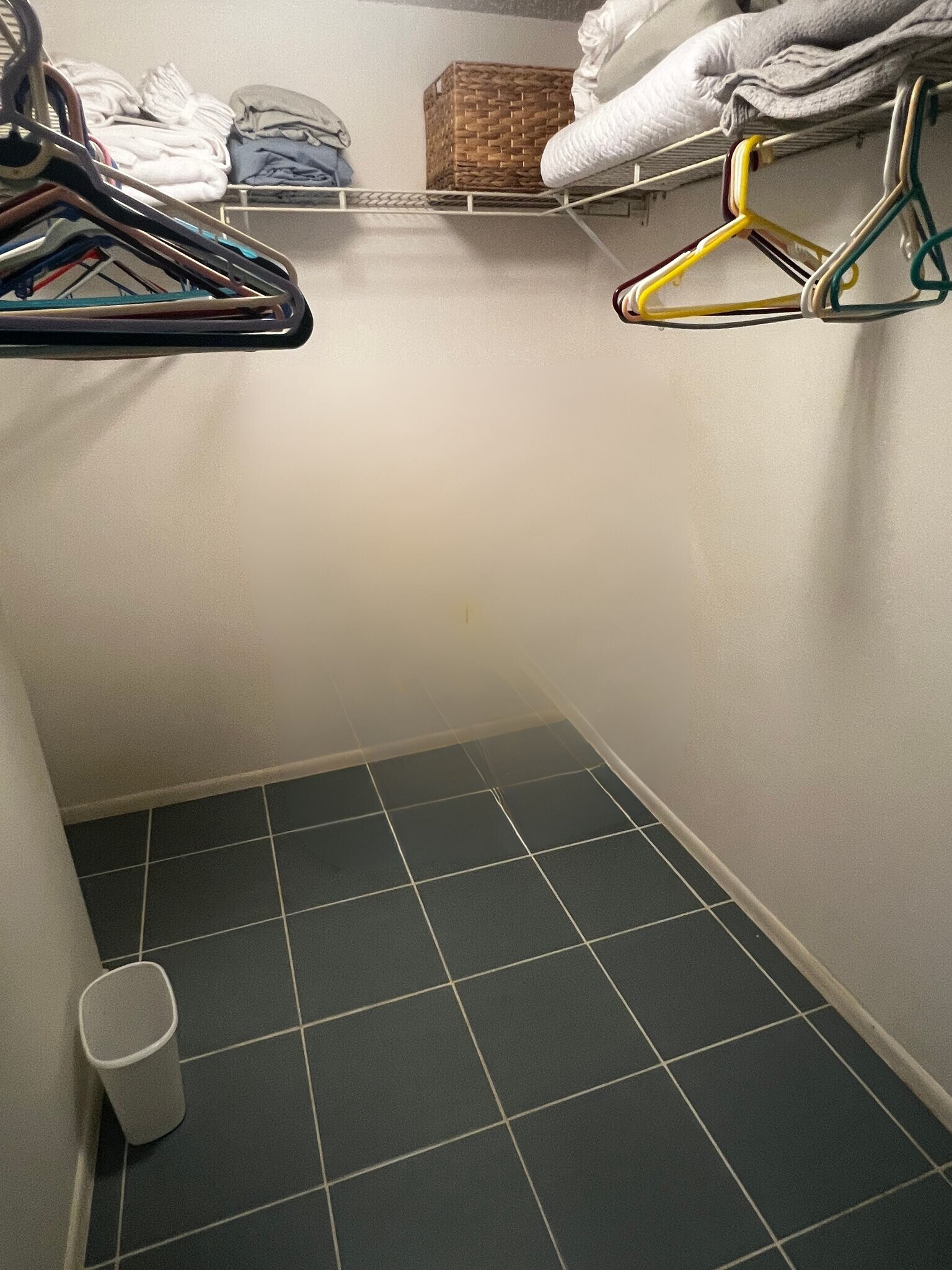 Building Photo - 7600 Sun Island Dr S