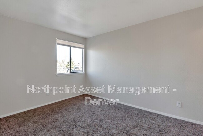 Building Photo - 149 S Zang Way