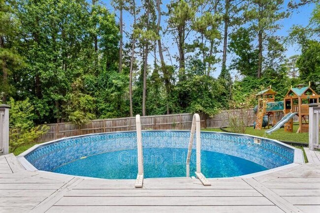 Building Photo - 2470 Lull Water Dr