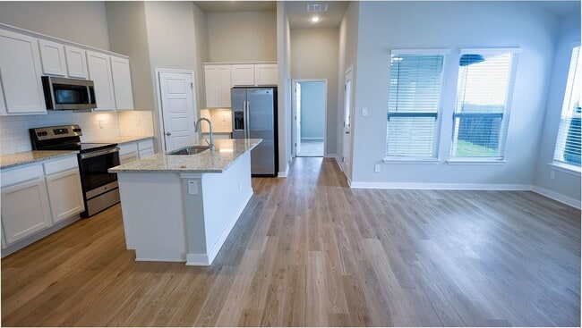 Building Photo - Stunning 3x2 Luxury Duplex in Buda, TX!