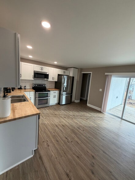 Building Photo - 1019 Howertown Rd