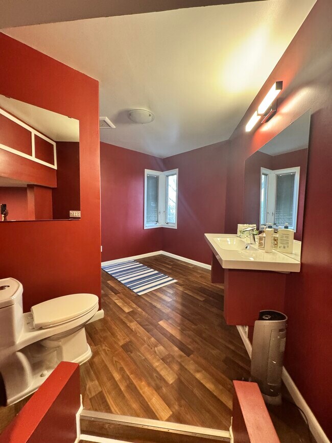 Primary Photo - 3848 McDivitt Dr