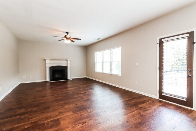 Building Photo - 2097 Juniper Ives Ct SE