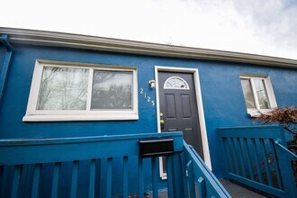 Building Photo - KIL-2121-2125