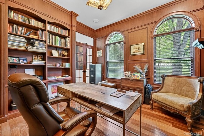 Building Photo - 7 Paiges Way