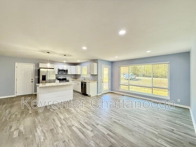 Building Photo - 33 Brumby Rd