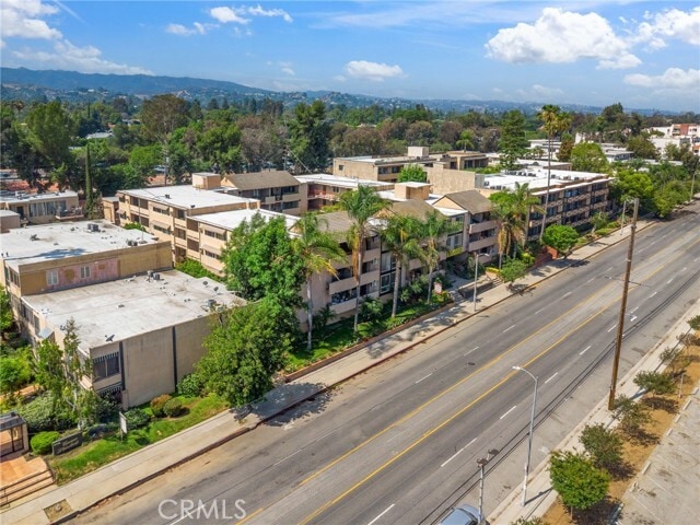 Building Photo - 17000 Burbank Blvd