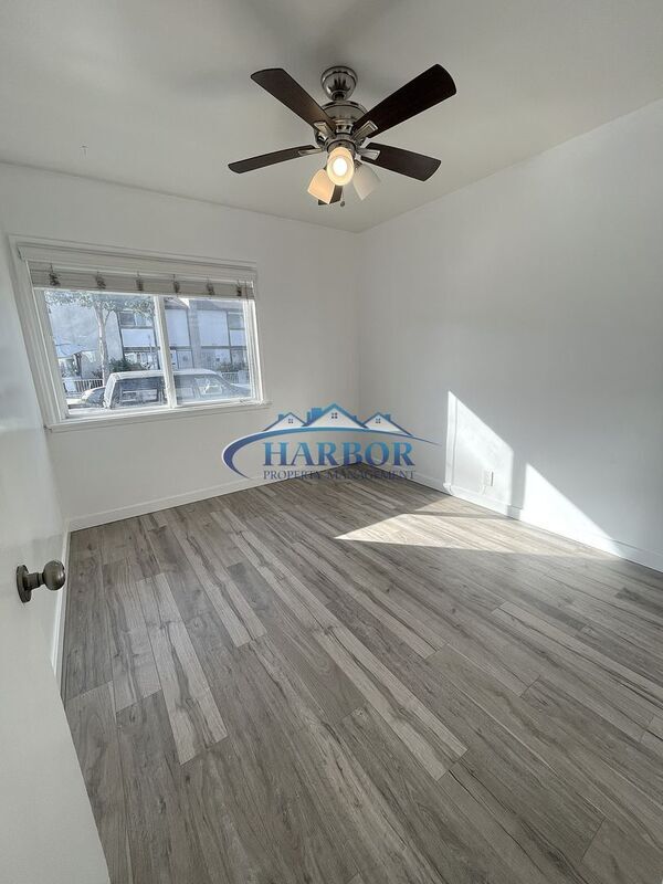 Building Photo - 1132 S Mesa St