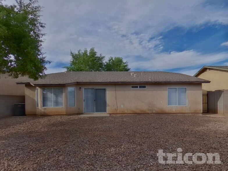 Building Photo - 4873 E Rousay Dr