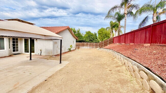 Building Photo - Recently updated Single-Story Home in the lovely community of Wildomar!