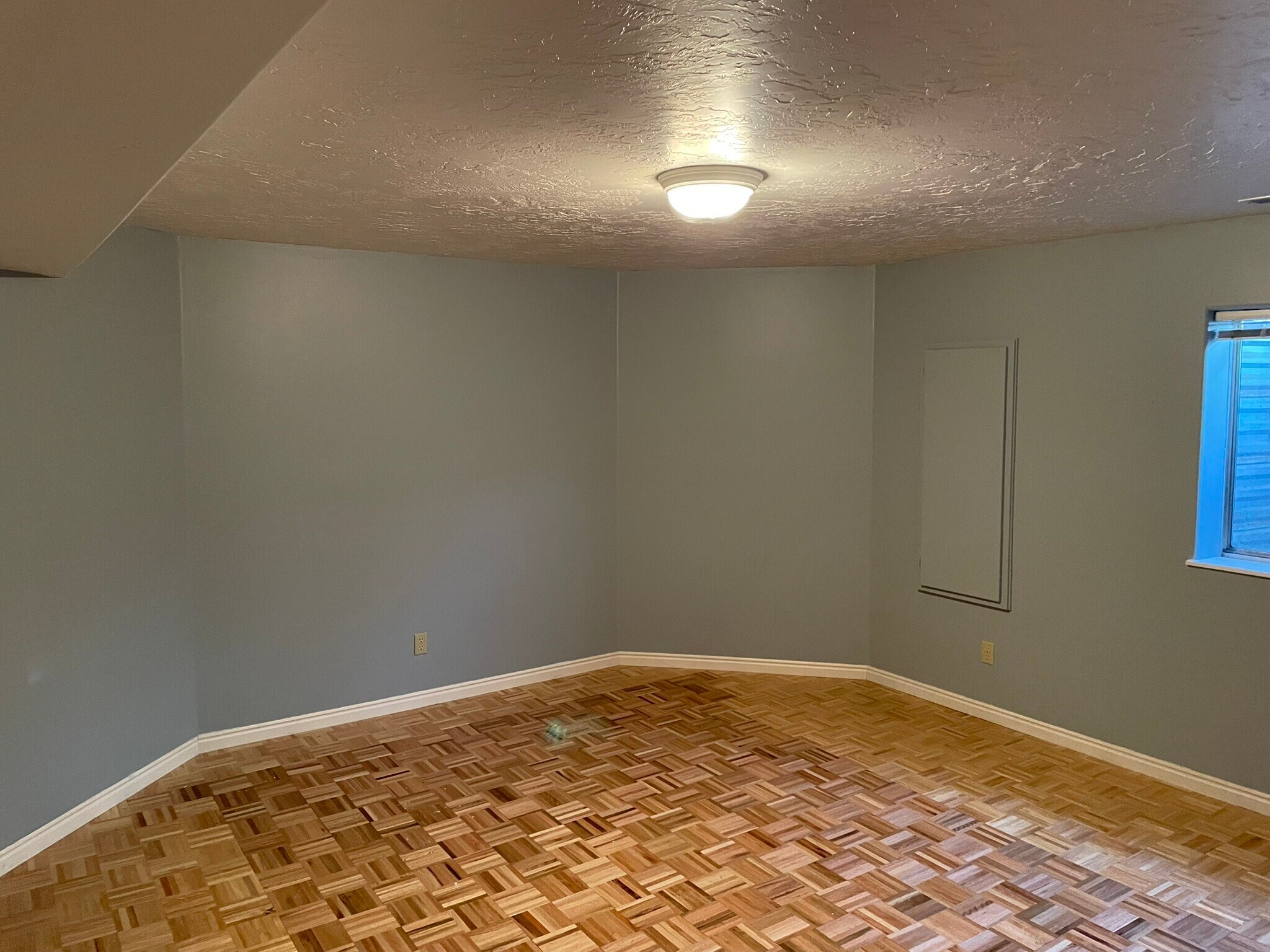 Building Photo - 132 N 170 E