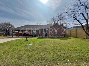 Building Photo - 408 W Morton Ave