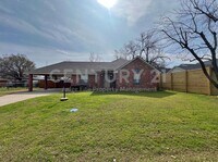 Building Photo - 408 W Morton Ave