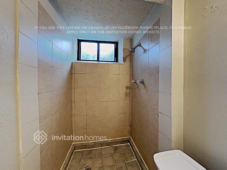 Building Photo - 8011 Stuart Pl