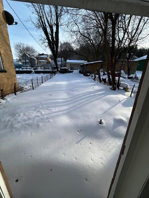 Building Photo - 719 Crescent Ave