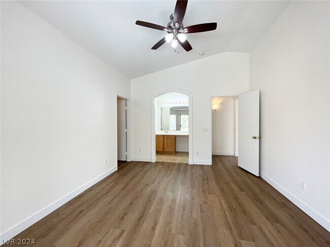 Building Photo - 11061 Cusumano Ct