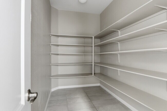 Building Photo - 3158 Molinos Dr