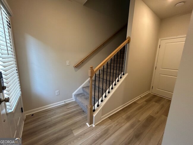 Building Photo - 2725 Harrison Dr