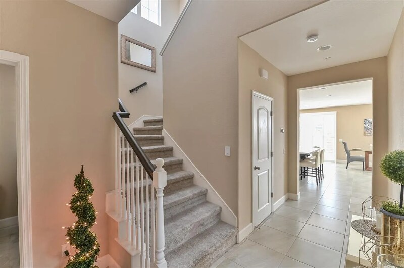 Building Photo - 1392 Violet Way