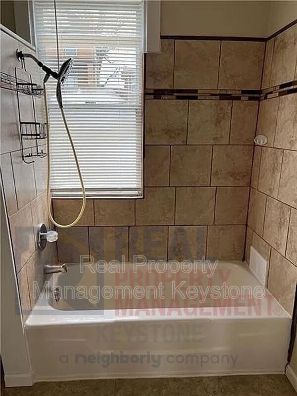 Building Photo - 33 Merritt Ave