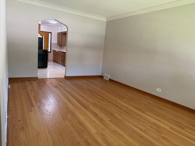 Building Photo - 2300 Burr Oak Ave