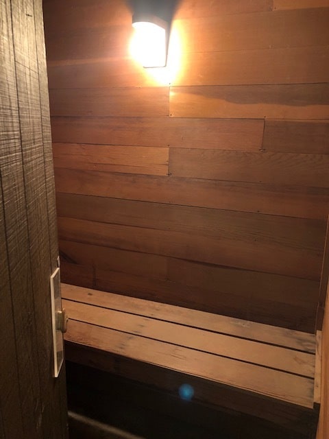 Sauna - Basement - 1124 E Benton St