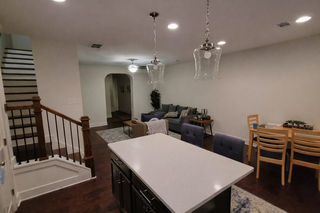 Building Photo - 6372 Princeton Ridge Dr