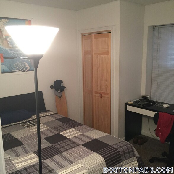 Building Photo - 22 St Cyprians Pl