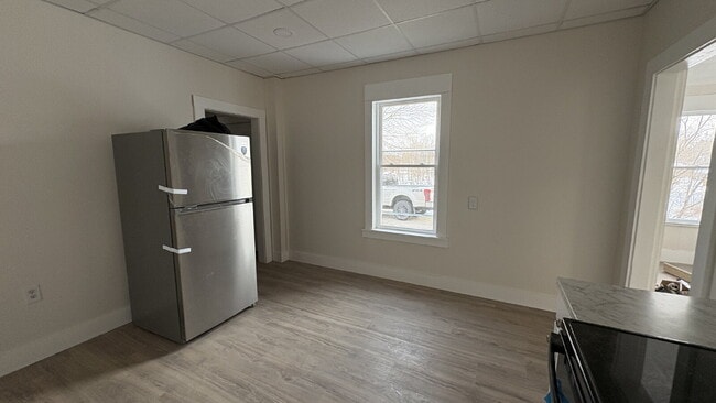 Building Photo - 3BR with Views of Presumpscot River | Newly Renovated | Heat Included | Bright + Quiet Location