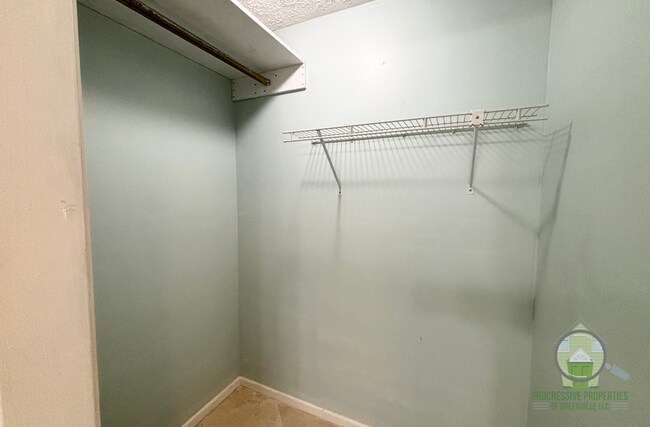 Building Photo - 109 Buist Ave