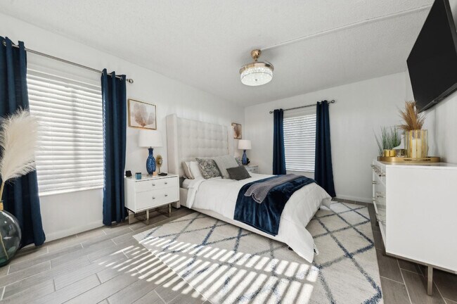 Building Photo - 608 Sea Pine Way