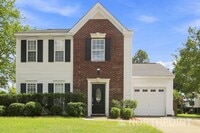 Building Photo - 105 Riglaw Cir