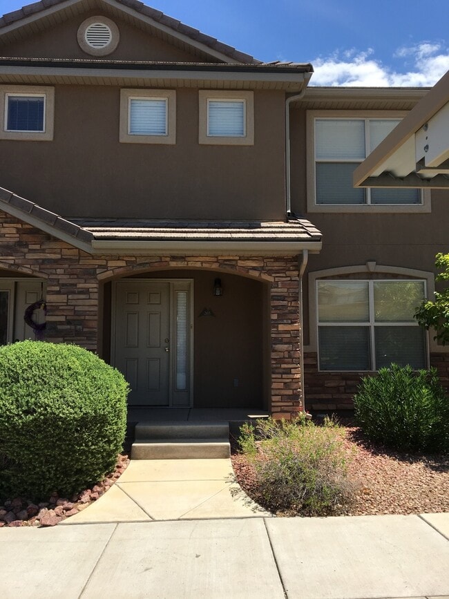 Primary Photo - Desired Hidden Valley Town Home!