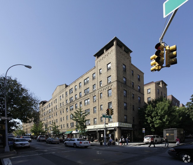 Ravenna Court 8001 37th Ave Flushing NY 11372 Apartment Finder