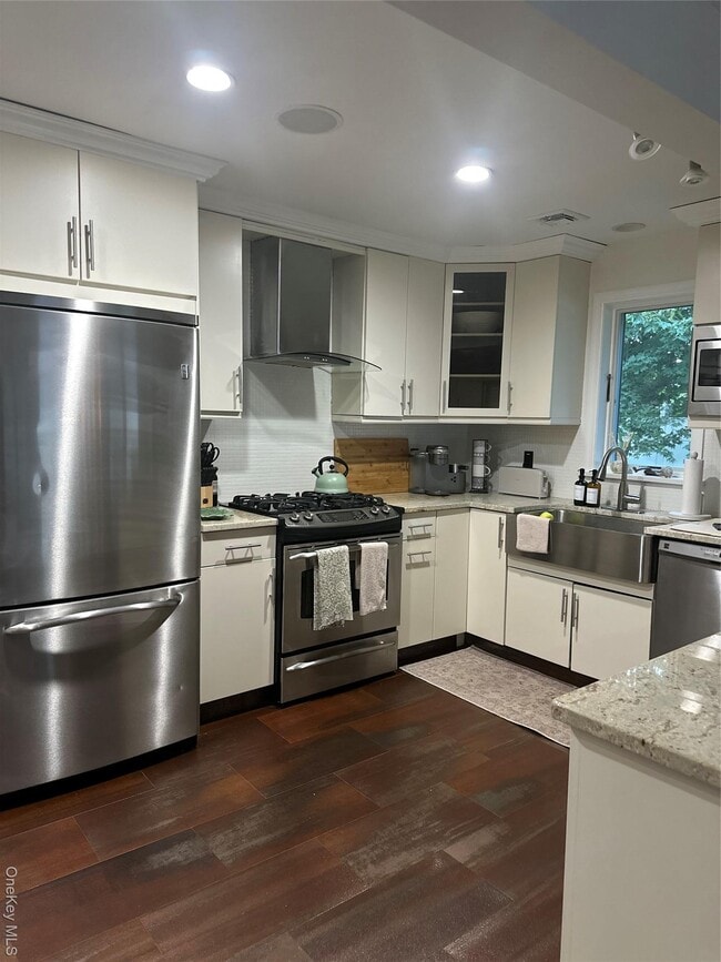 Building Photo - 29 Wilton Rd