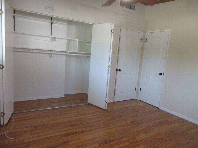 Building Photo - 13235 Cumpston St
