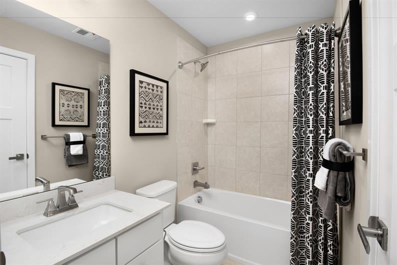 Building Photo - 128 Lanyard Dr