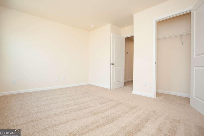 Building Photo - 4355 Almanor Cir